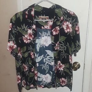 Button up Hawaiian